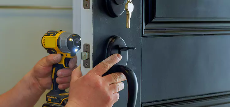 Commercial Door Lock Installation San Mateo